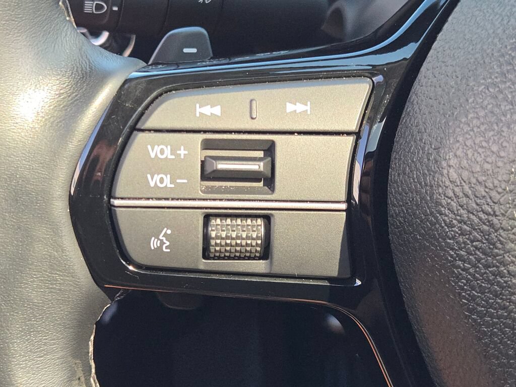 Used 2024 Honda Civic Touring image 31