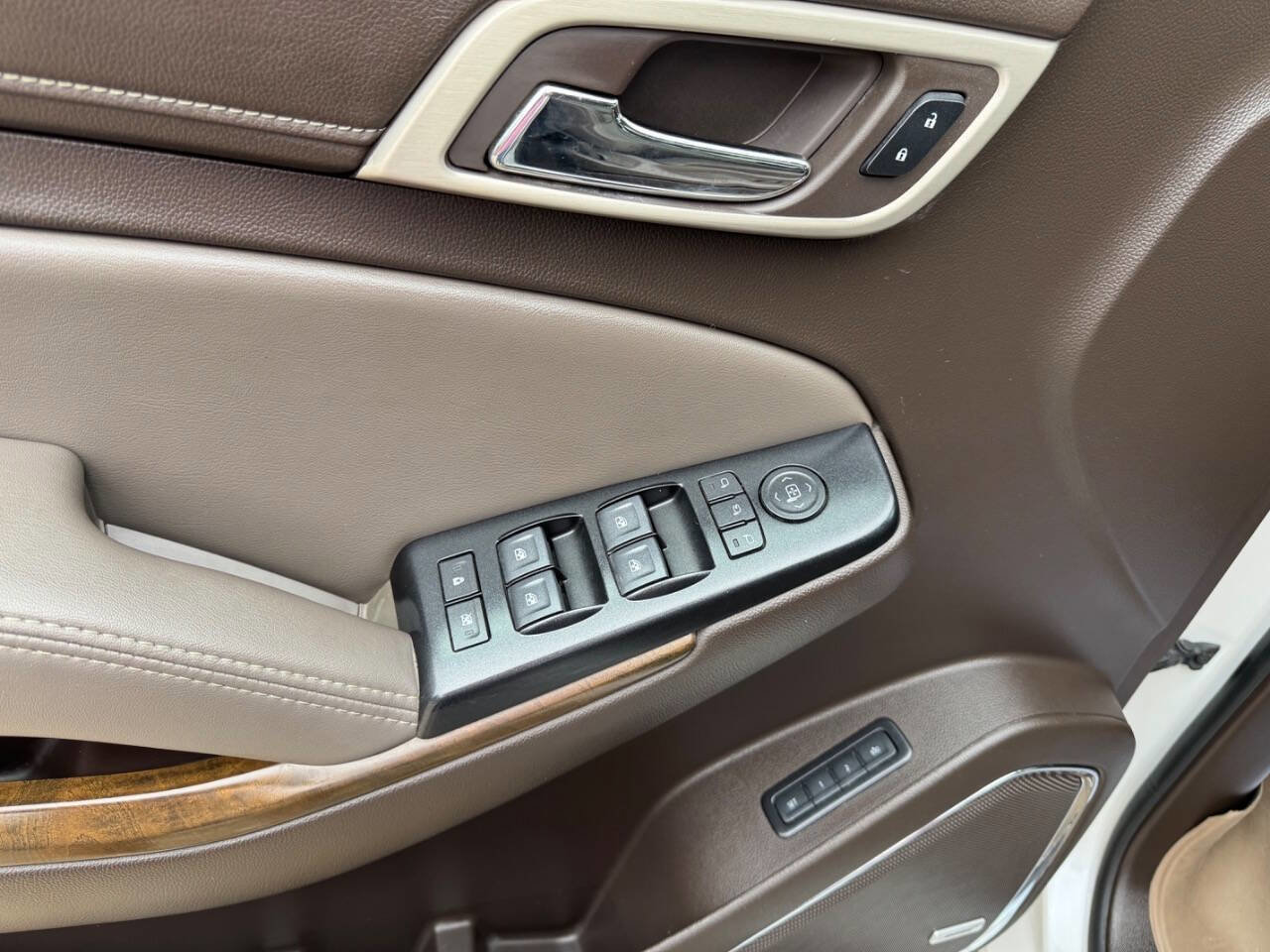 Used 2019 GMC Yukon XL Denali image 13