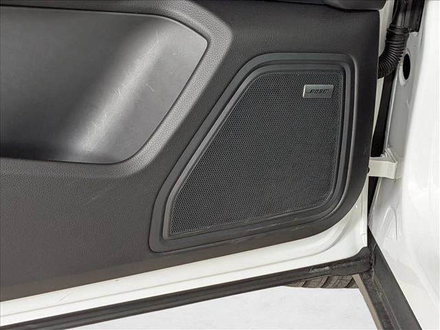 Certified 2025 Porsche Macan image 14