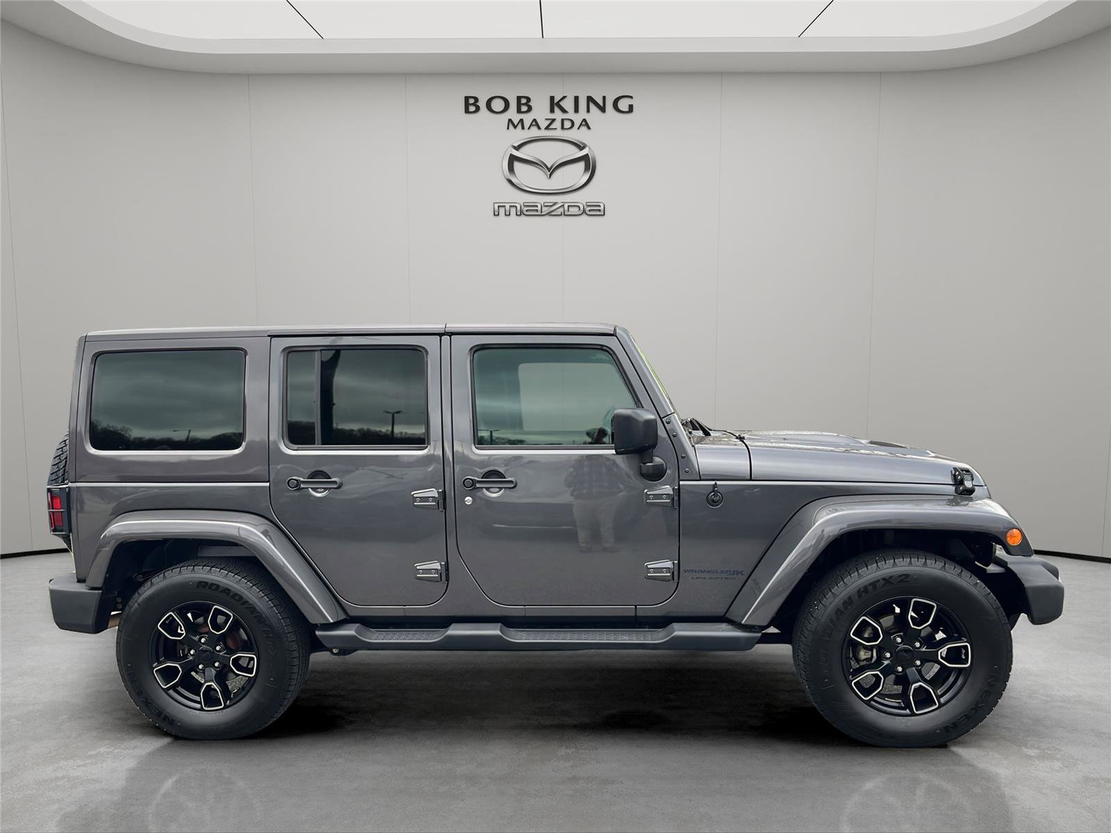 Used 2018 Jeep Wrangler Altitude image 6
