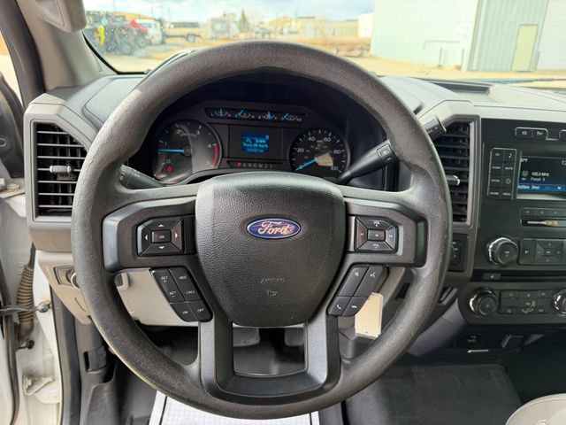 Used 2017 Ford F550 4x4 Regular Cab Super Duty image 22