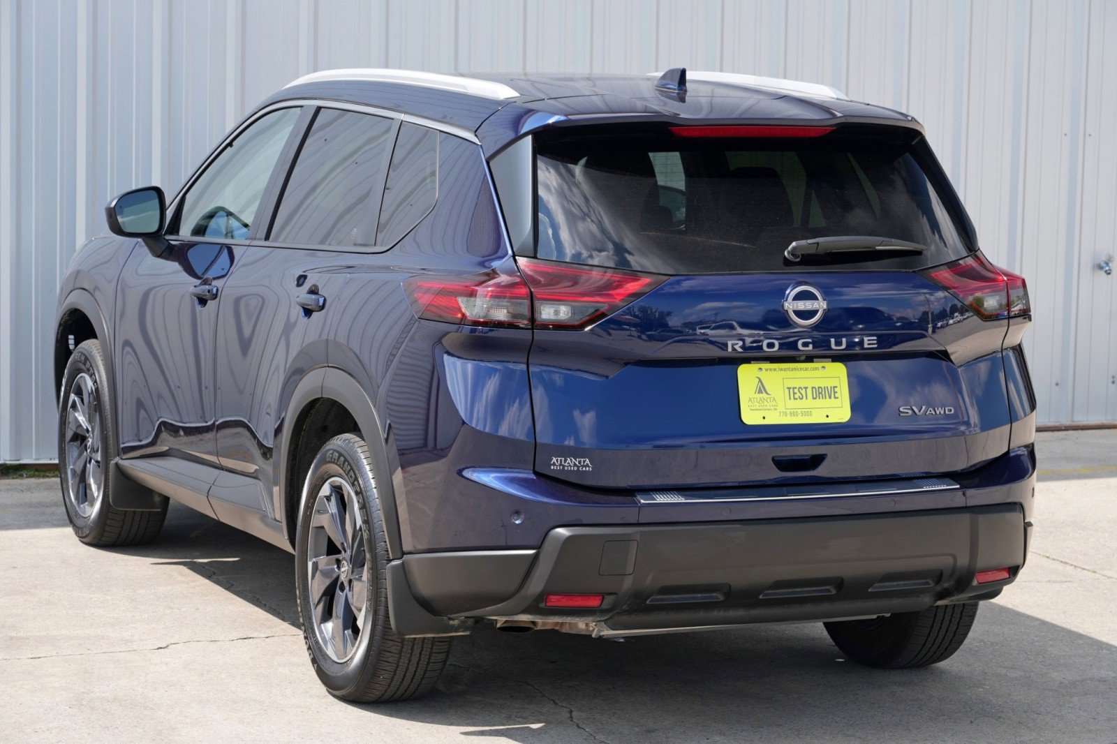 Used 2024 Nissan Rogue SV w/ SV Premium Package image 44