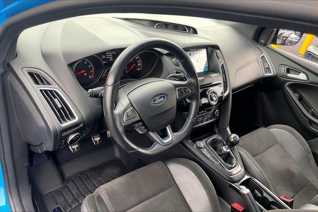 Used 2017 Ford Focus RS AWD/4WD image 13