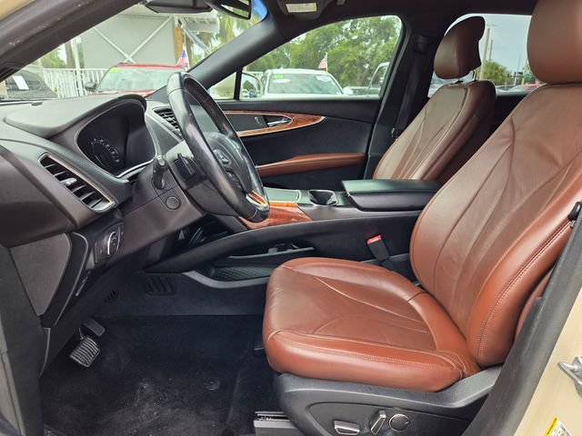 Used 2018 Lincoln MKX Reserve w/ Driver Assistance Package FWD image 13