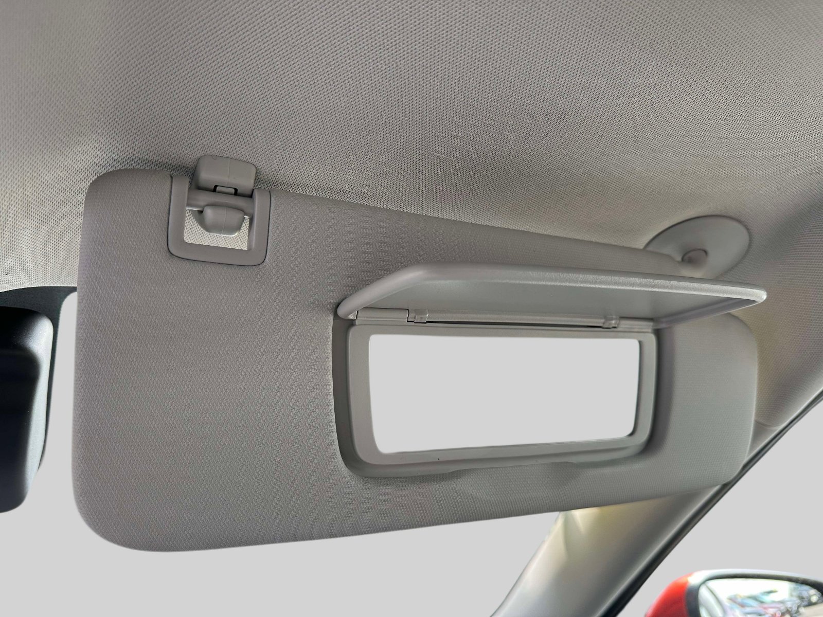 Used 2024 Chevrolet Trax LT w/ Driver Confidence Package image 33