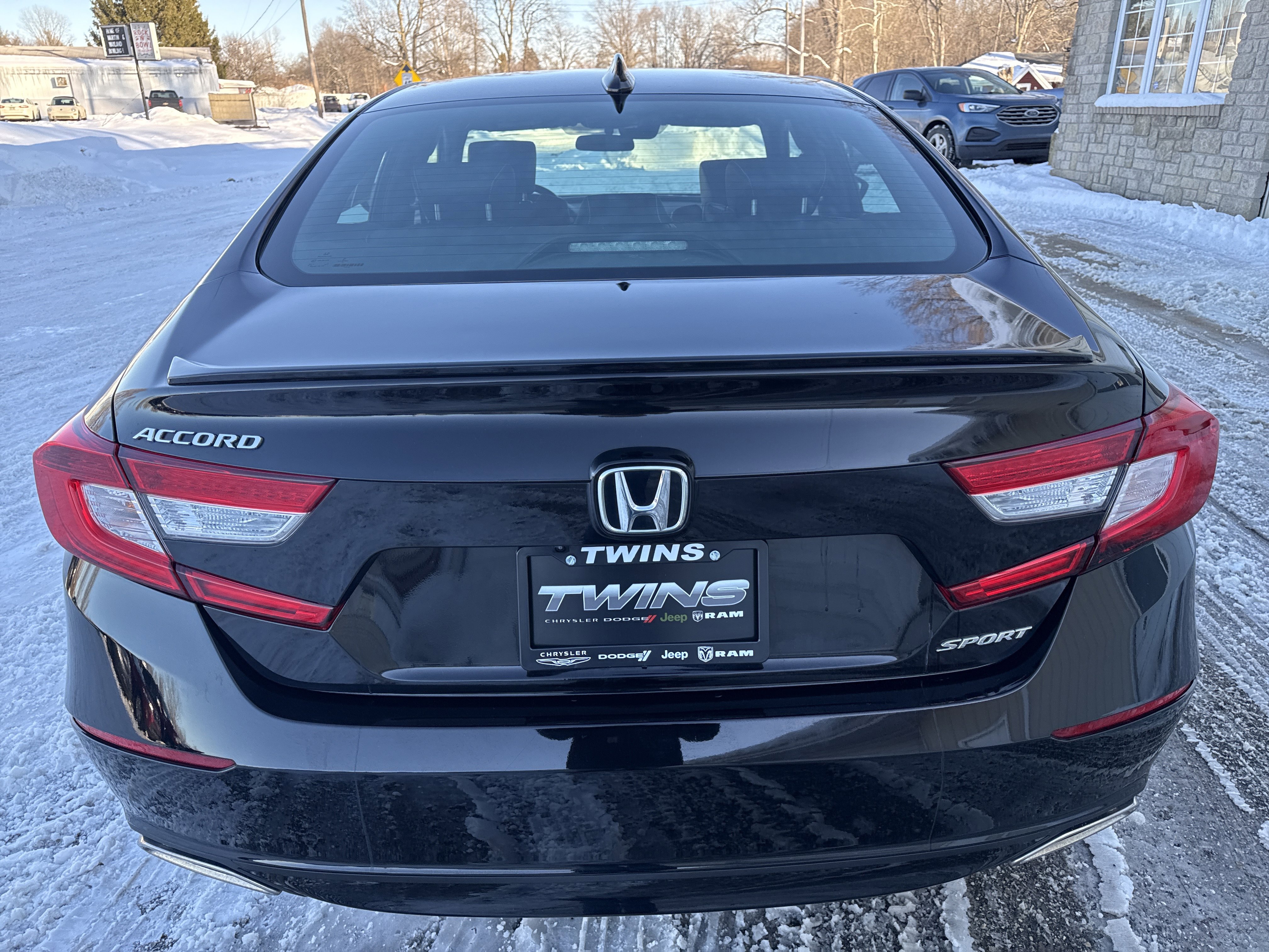 Used 2022 Honda Accord Sport image 6