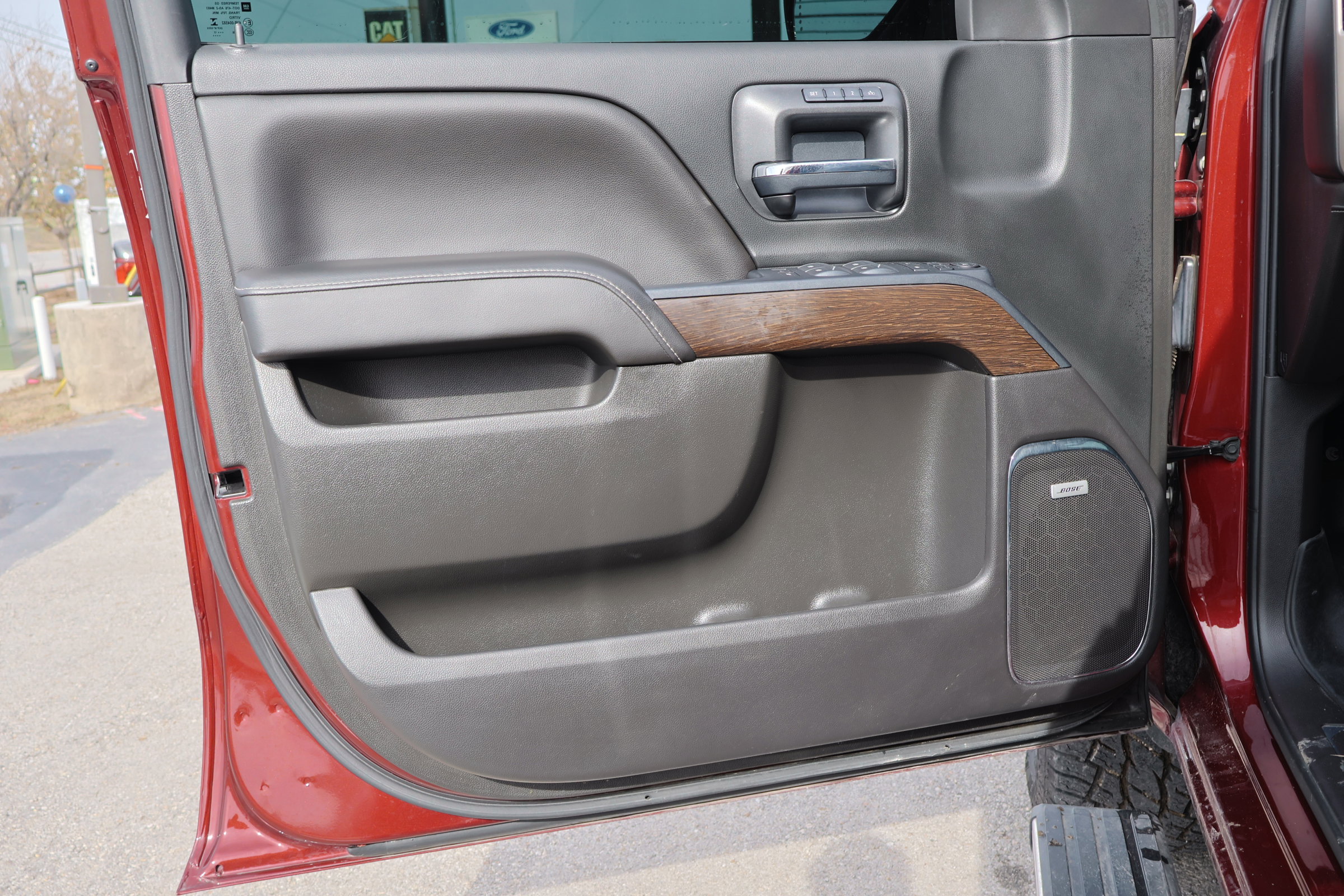 Used 2017 GMC Sierra 1500 Denali w/ Denali Ultimate Package image 12