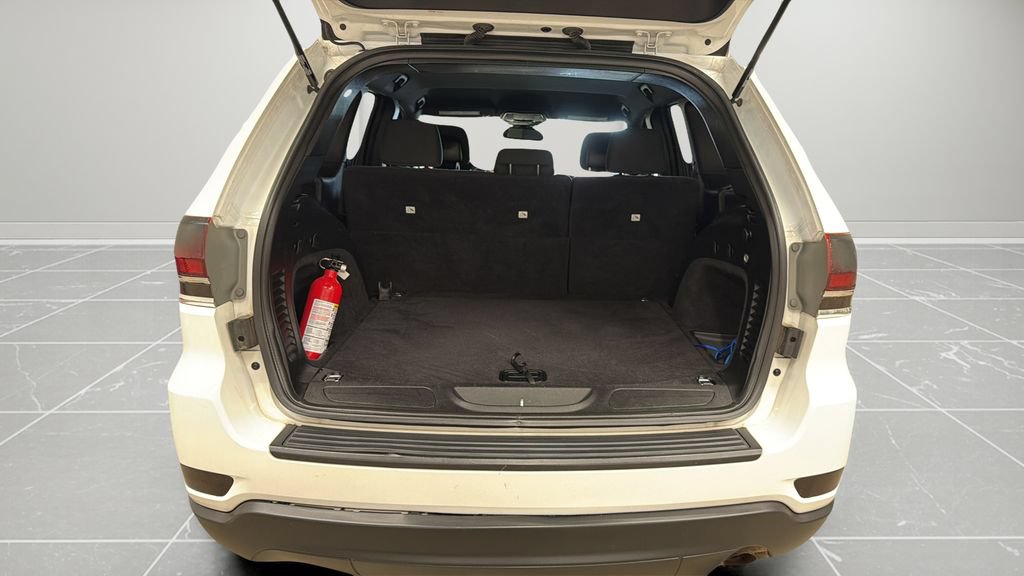 Used 2015 Jeep Grand Cherokee Laredo AWD/4WD image 22