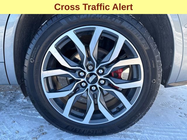 Used 2024 Cadillac XT6 Sport w/ Platinum Package image 9