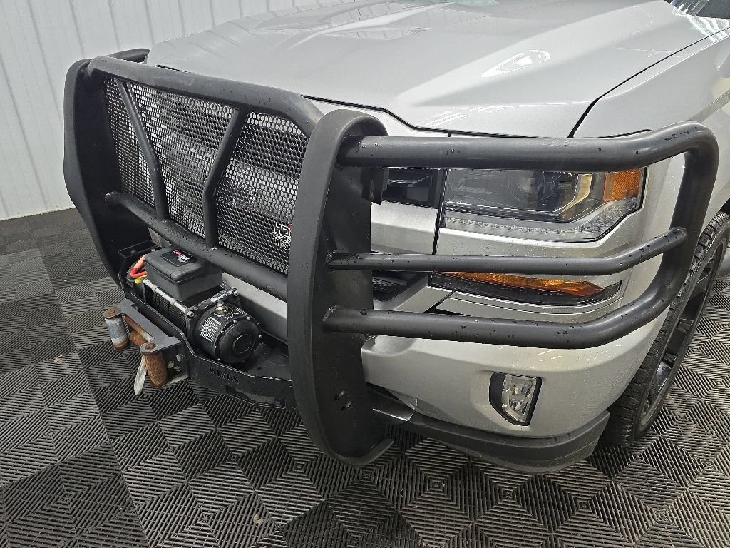 Used 2017 Chevrolet Silverado 1500 LT w/ Rally 2 Edition AWD/4WD image 10