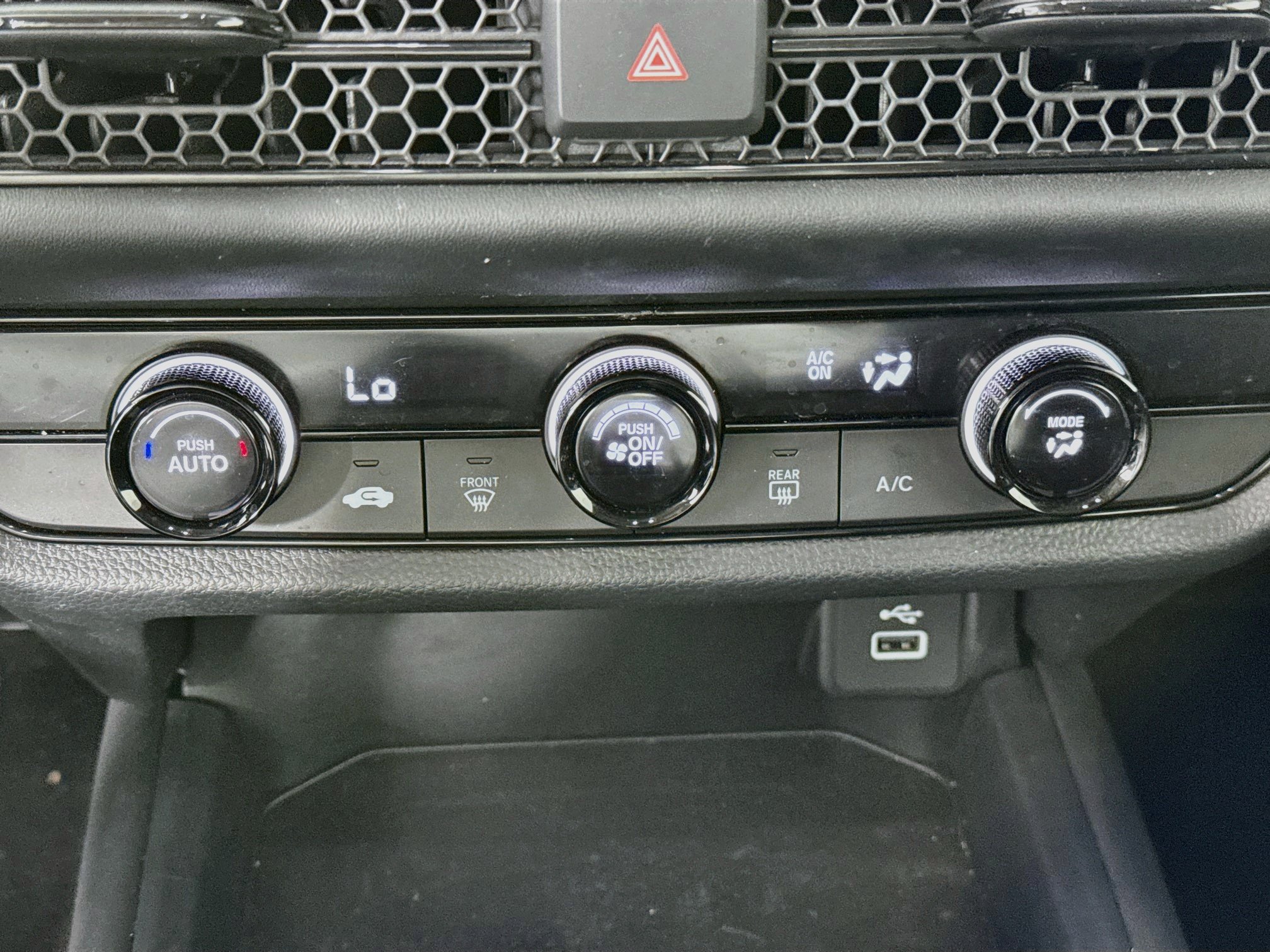 Used 2023 Honda HR-V LX image 15