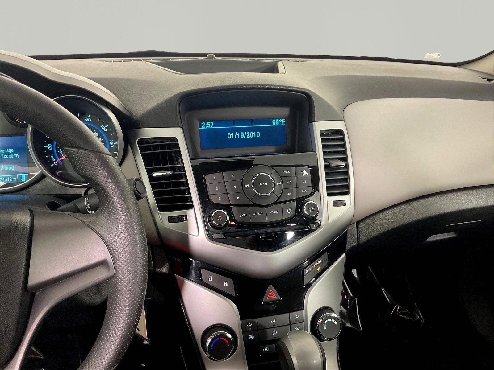 Used 2012 Chevrolet Cruze LS FWD image 9