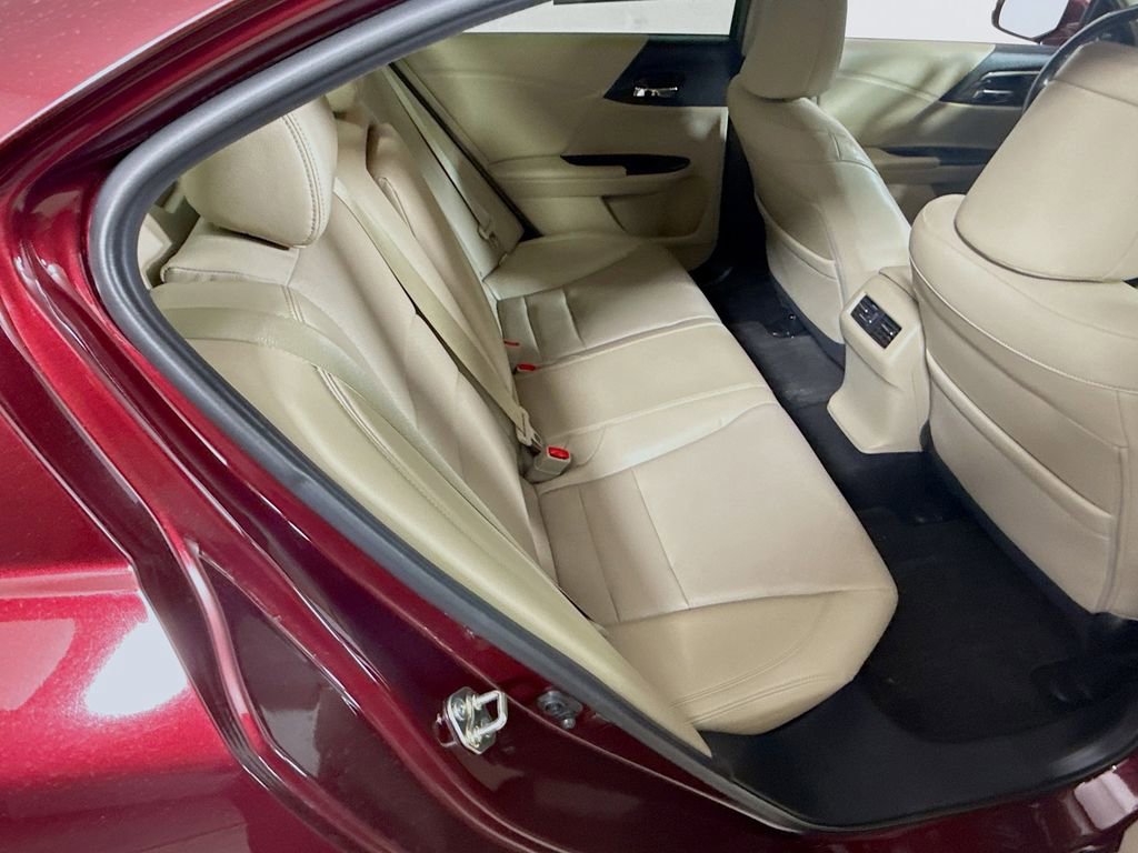 Used 2017 Honda Accord EX-L image 21