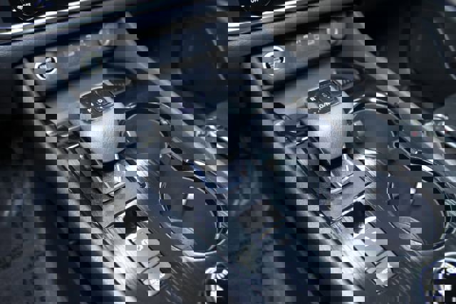 Used 2023 Nissan Rogue S image 15