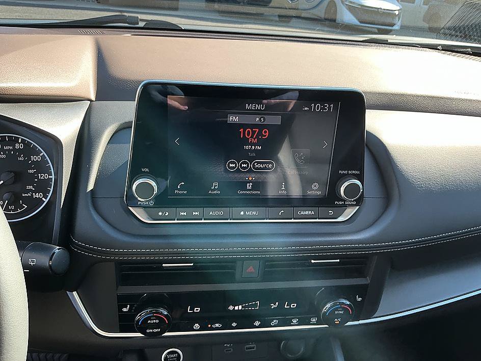 Certified 2023 Nissan Rogue SV w/ SV Premium B Package AWD/4WD image 16