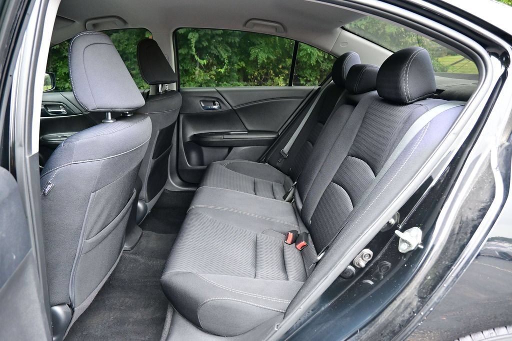 Used 2015 Honda Accord Sport image 19