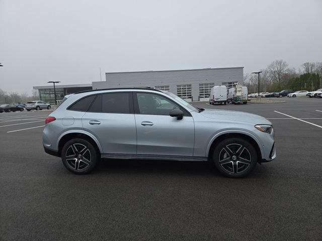 New 2026 Mercedes-Benz GLC 300 4MATIC image 2
