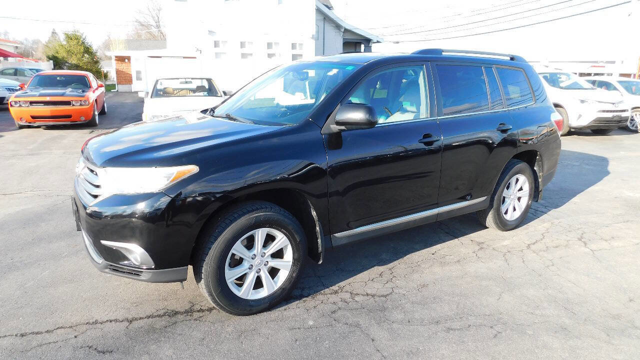 Used 2012 Toyota Highlander SE w/ Tow Pkg AWD/4WD image 41