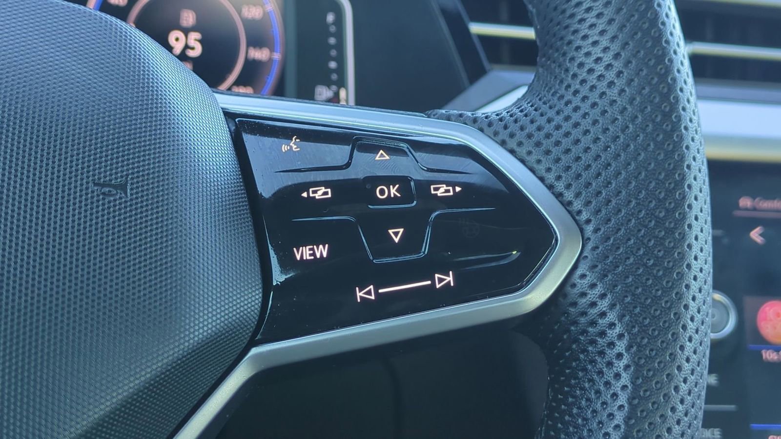 Used 2021 Volkswagen Arteon SEL image 25