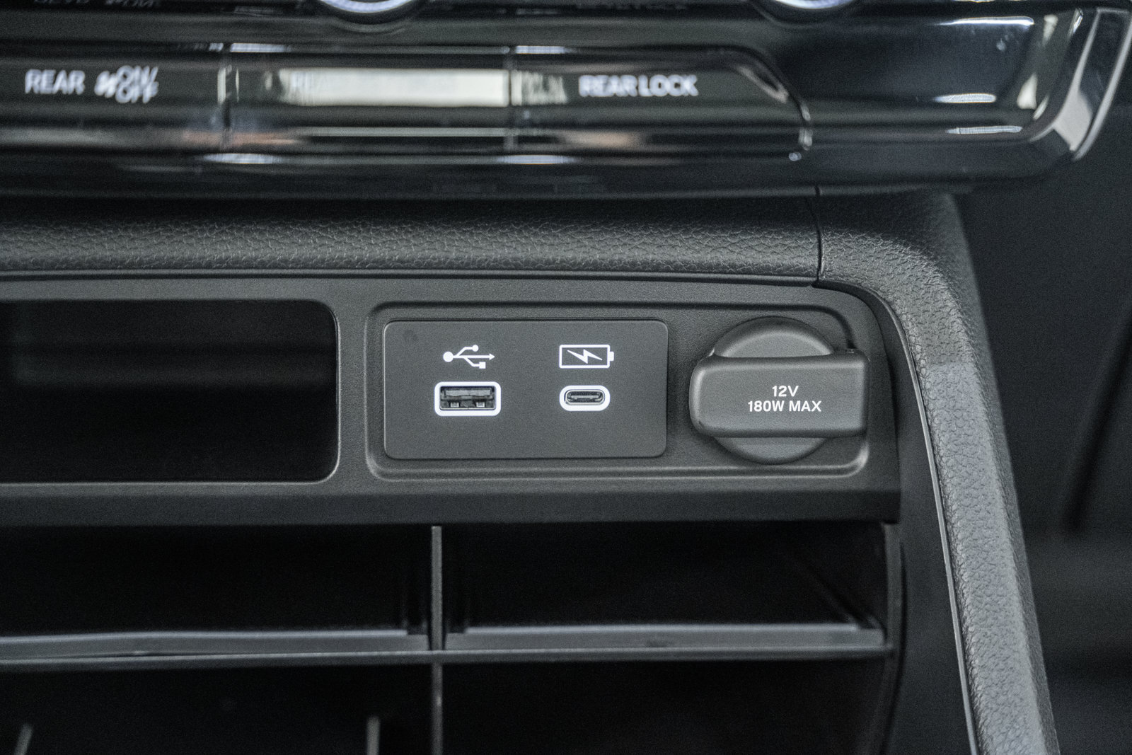 Used 2025 Honda Pilot TrailSport image 33