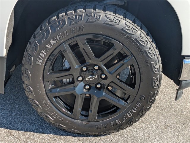 Used 2022 Chevrolet Silverado 1500 LT image 10