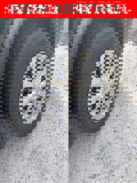 Used 2020 Nissan Rogue S image 7