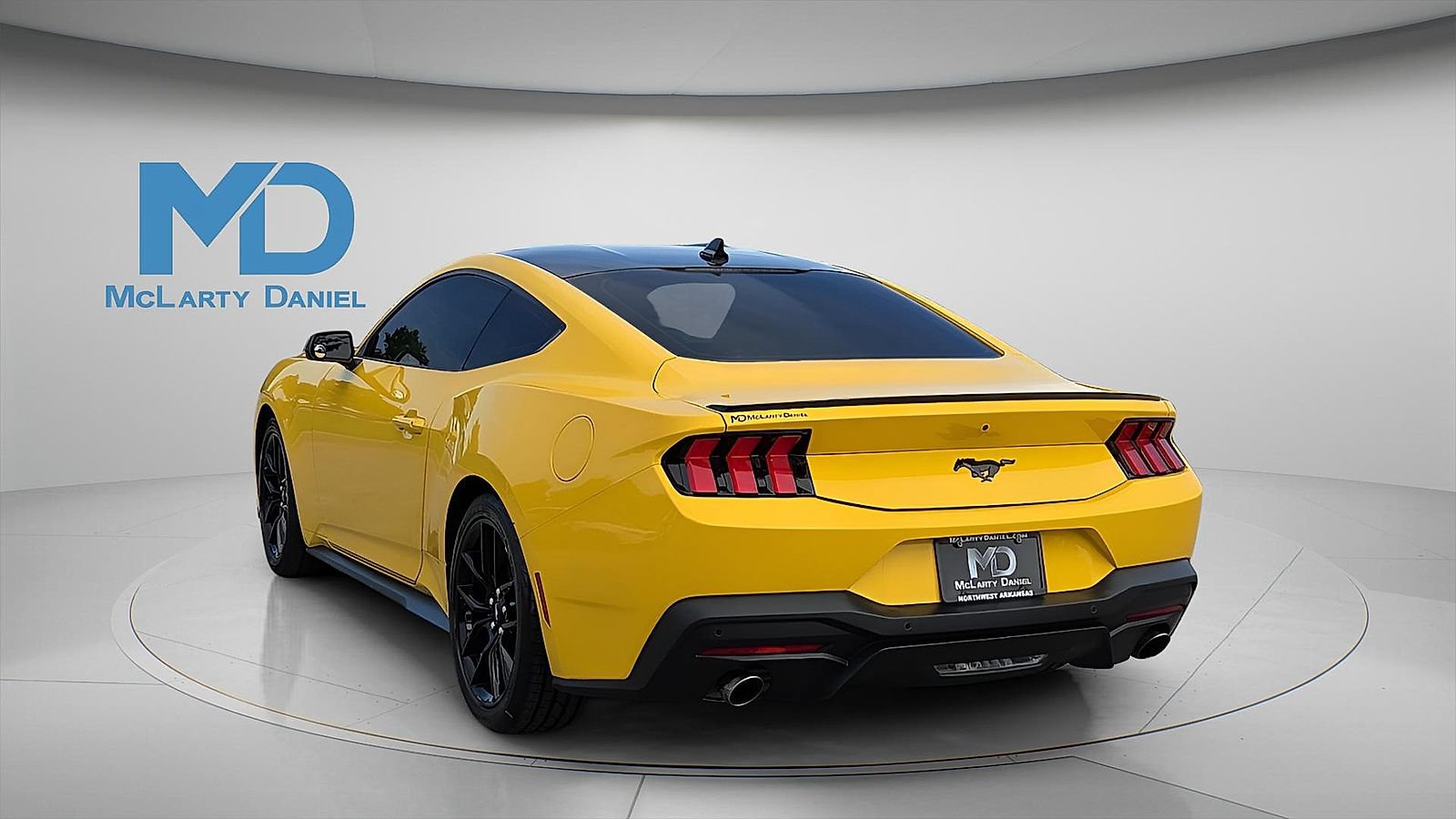 Certified 2024 Ford Mustang Coupe RWD image 7