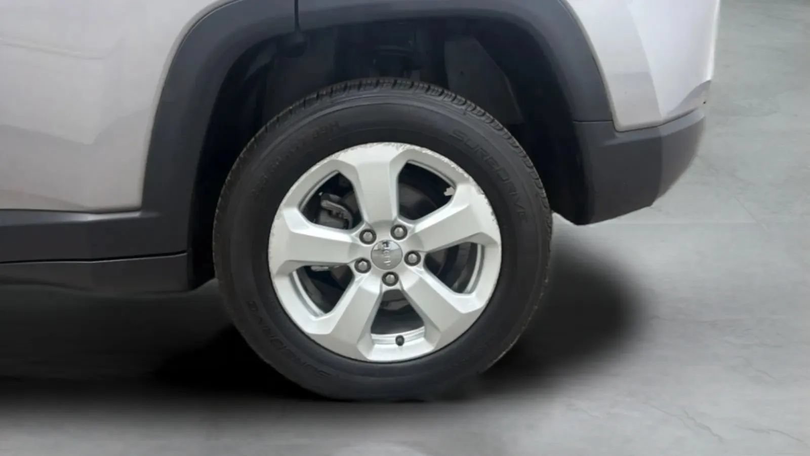 Used 2018 Jeep Compass Latitude w/ Popular Equipment Group AWD/4WD image 27