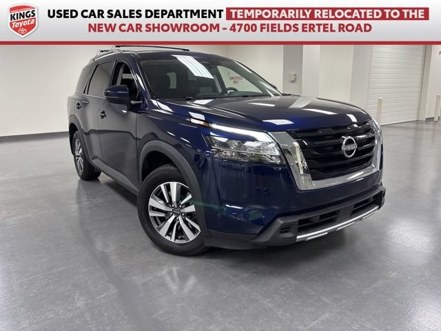 Used 2023 Nissan Pathfinder SL