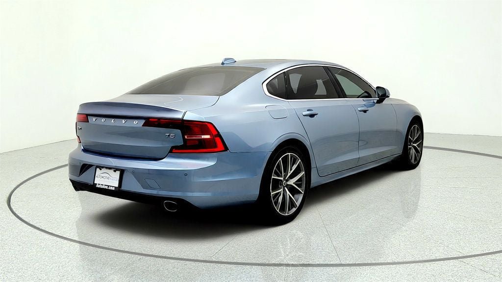 Used 2019 Volvo S90 T5 Momentum FWD image 5