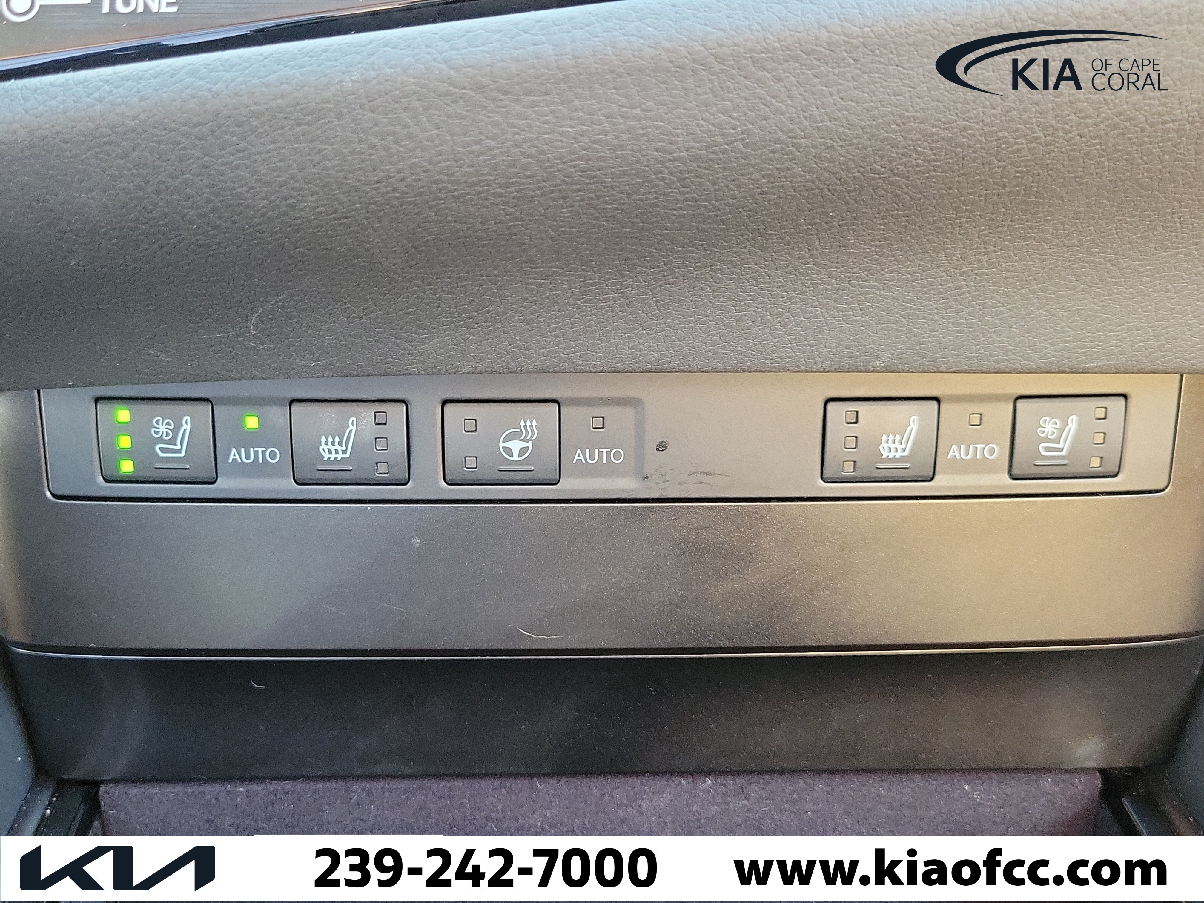 Used 2025 Lexus ES 350 w/ Premium Package FWD image 27