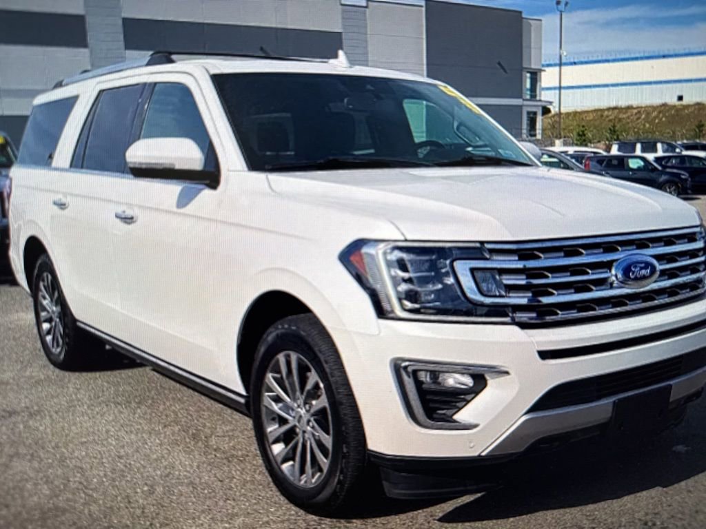 Used 2018 Ford Expedition Max Limited w/ Equipment Group 301A AWD/4WD image 5