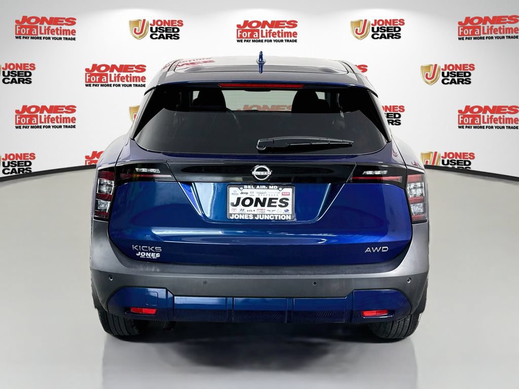 Certified 2025 Nissan Kicks SV AWD/4WD image 15