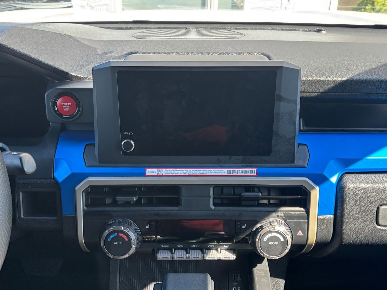 Used 2025 Toyota Tacoma TRD Off-Road image 18