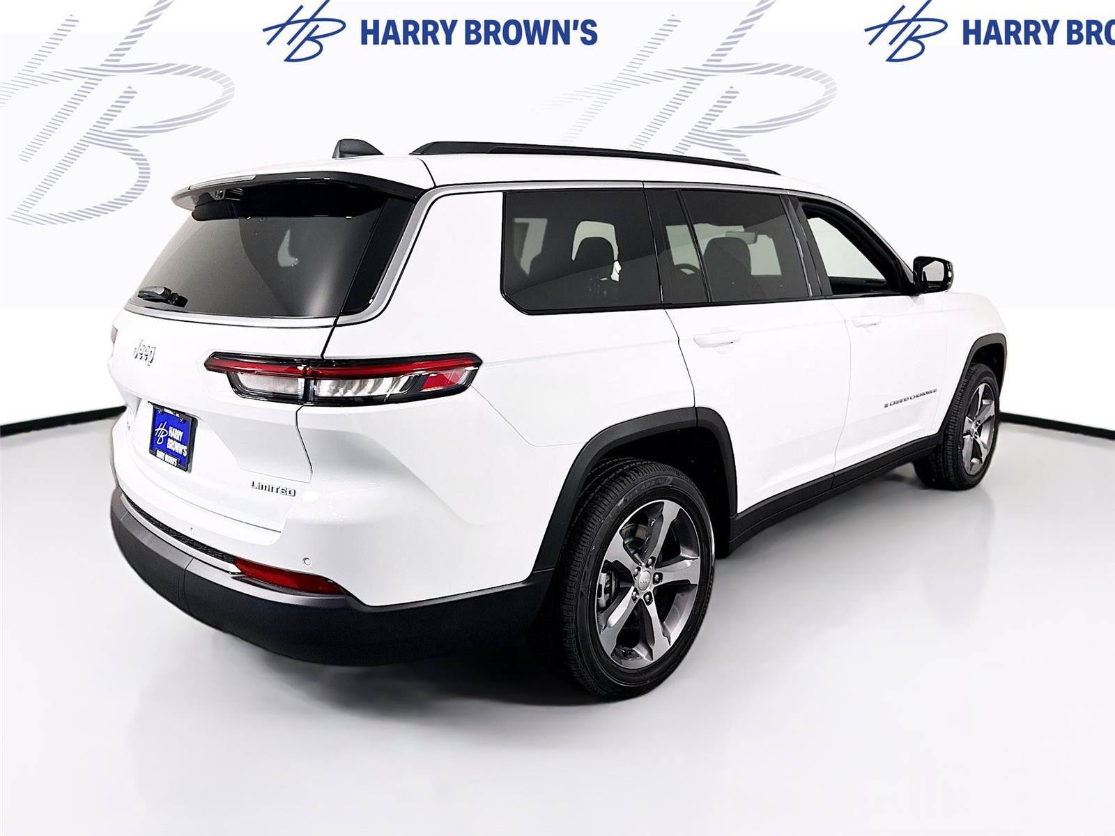 New 2026 Jeep Grand Cherokee L Limited w/ Luxury Tech Group II AWD/4WD image 33