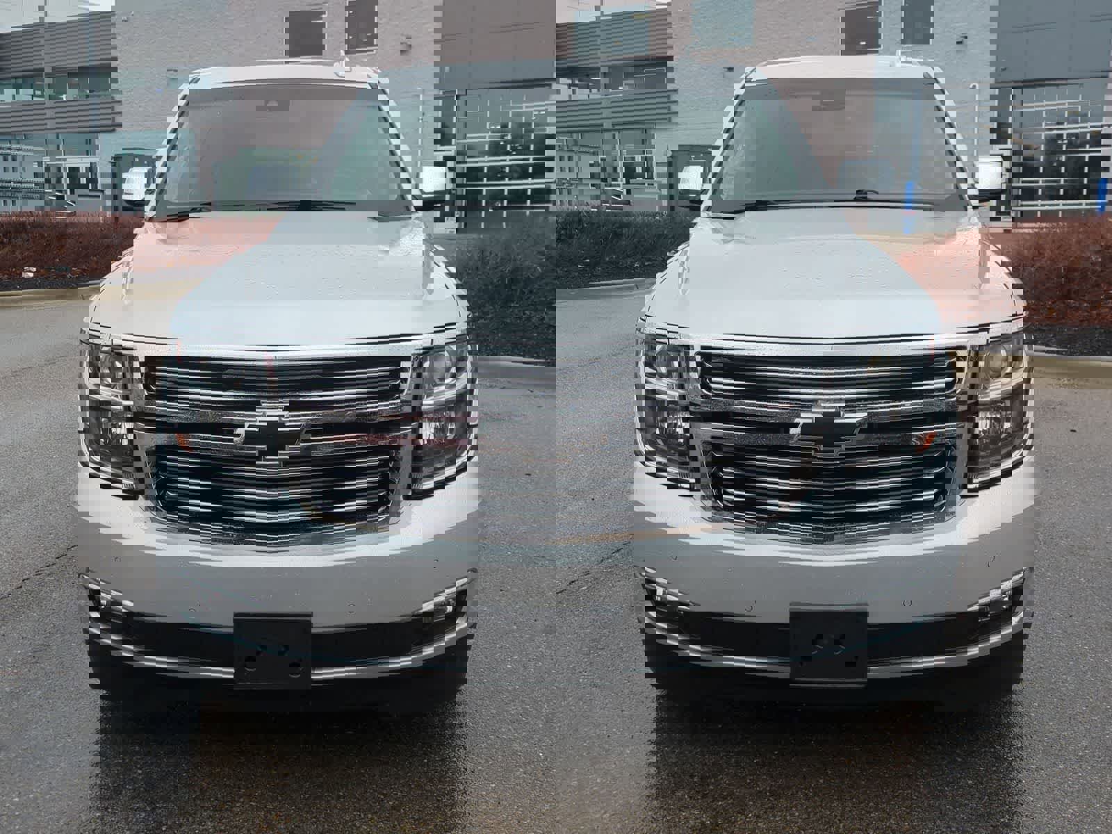 Used 2016 Chevrolet Suburban LTZ image 3