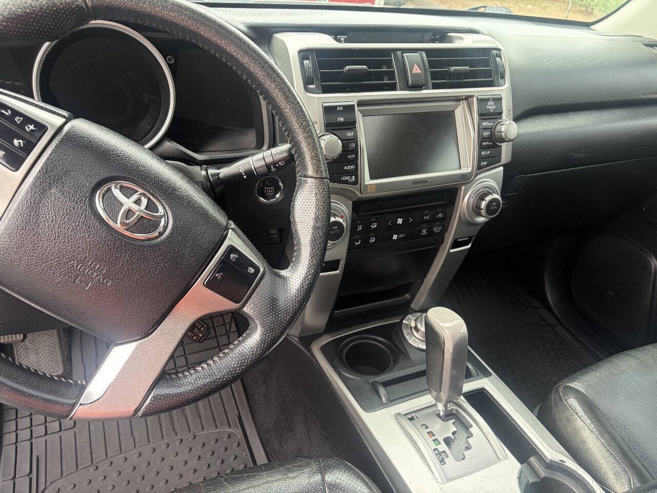 Used 2011 Toyota 4Runner Limited AWD/4WD image 13
