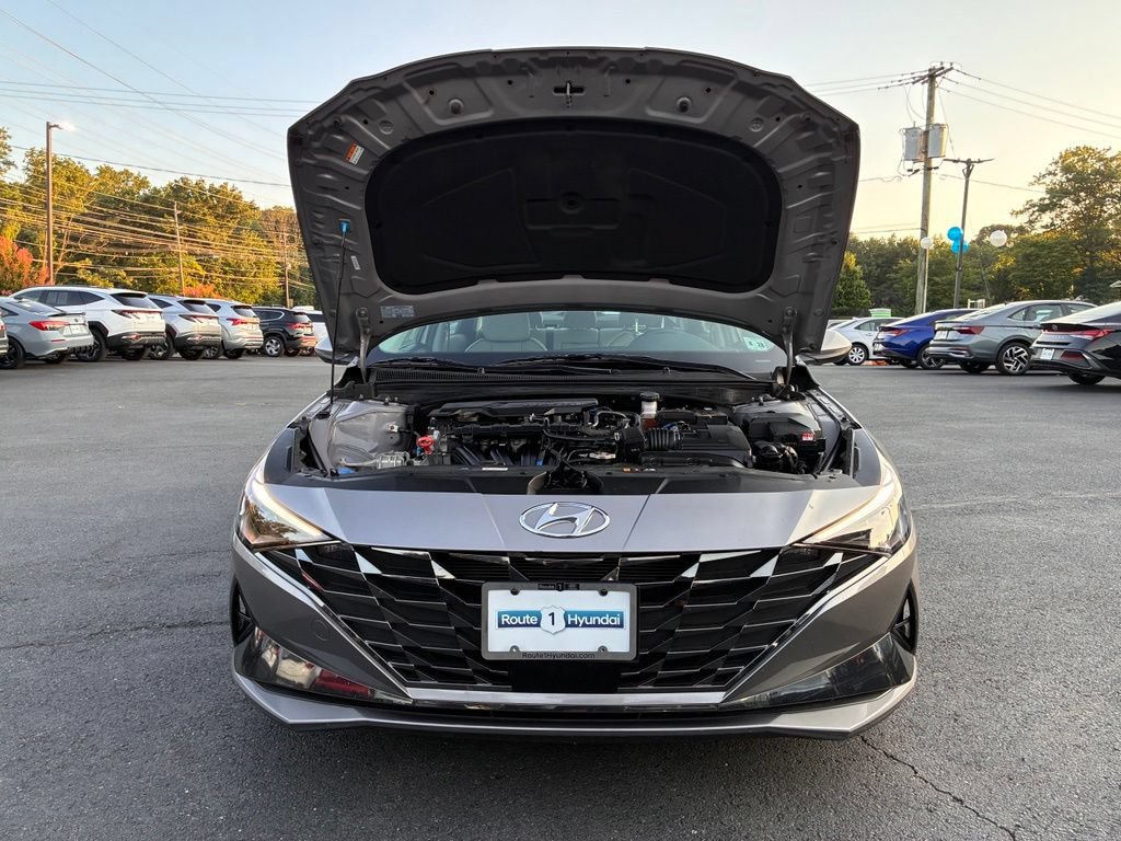 Used 2023 Hyundai Elantra Limited FWD image 10