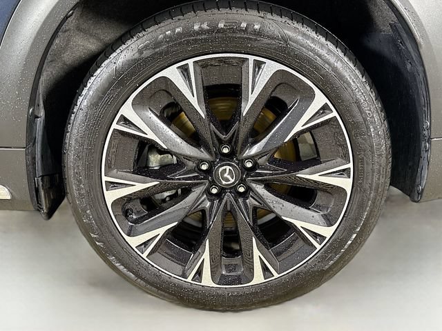 Used 2025 MAZDA CX-90 Plug-In Hybrid w/ Premium Plus AWD/4WD image 33
