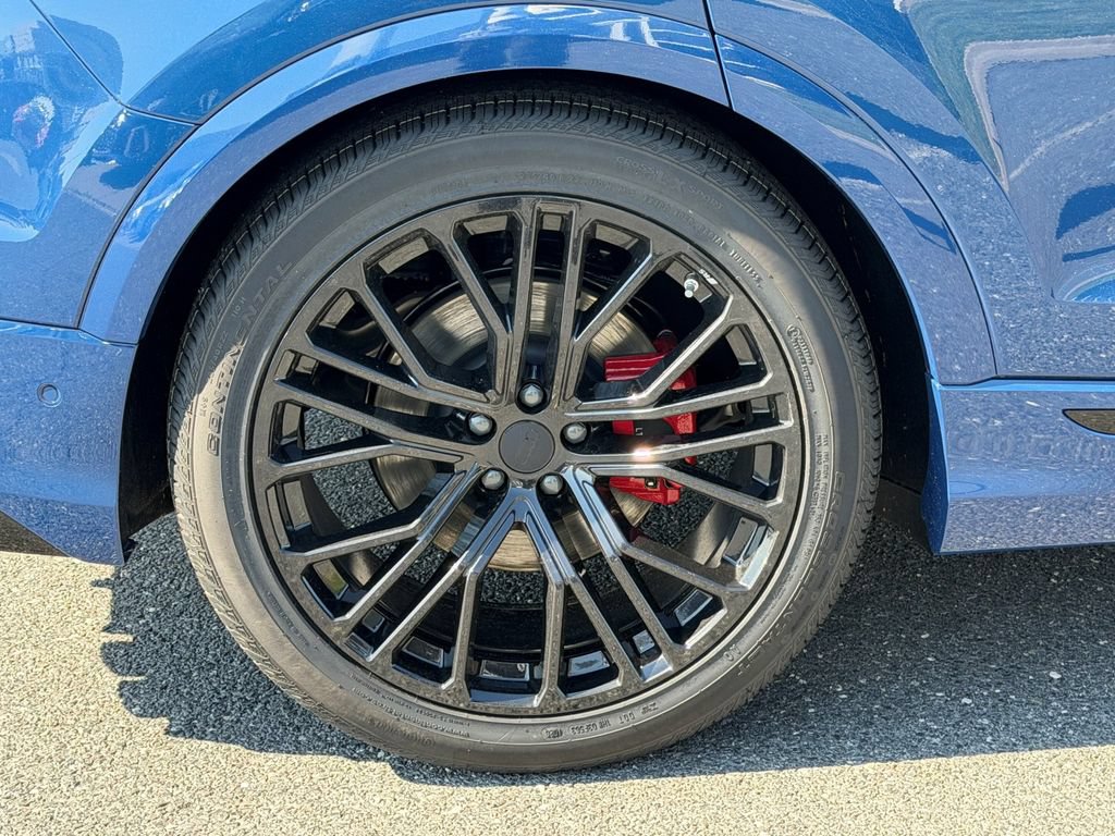 New 2026 Audi SQ8 Prestige AWD/4WD image 7