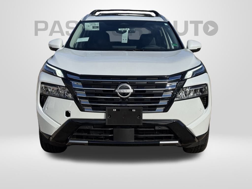 New 2026 Nissan Rogue Platinum w/ Platinum Premium Package image 2