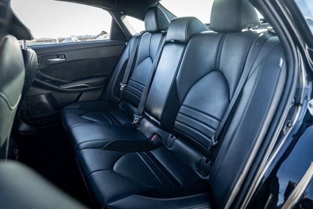 Used 2021 Toyota Avalon Touring w/ Advanced Safety Package image 13
