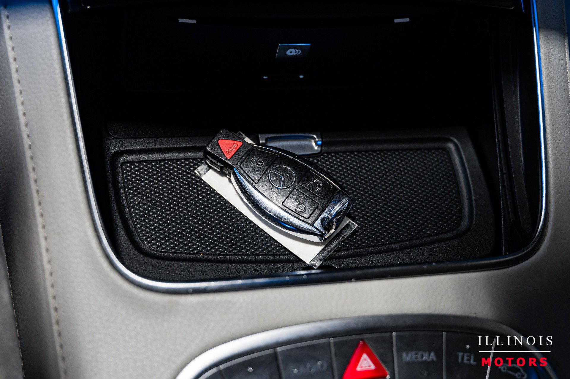 Used 2015 Mercedes-Benz S 550 Sedan w/ Premium 1 Package image 45