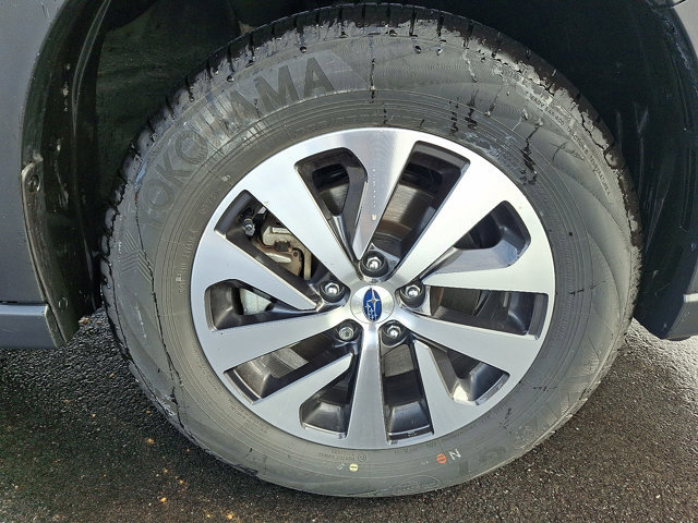 Certified 2025 Subaru Outback Premium image 9