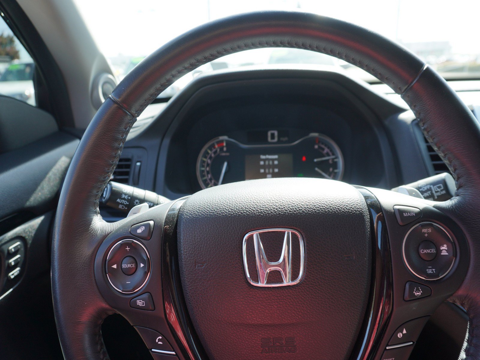 Used 2018 Honda Pilot Touring image 25