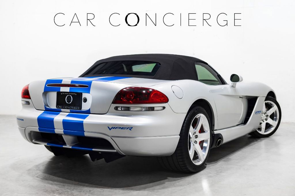 Used 2005 Dodge Viper SRT-10 image 5