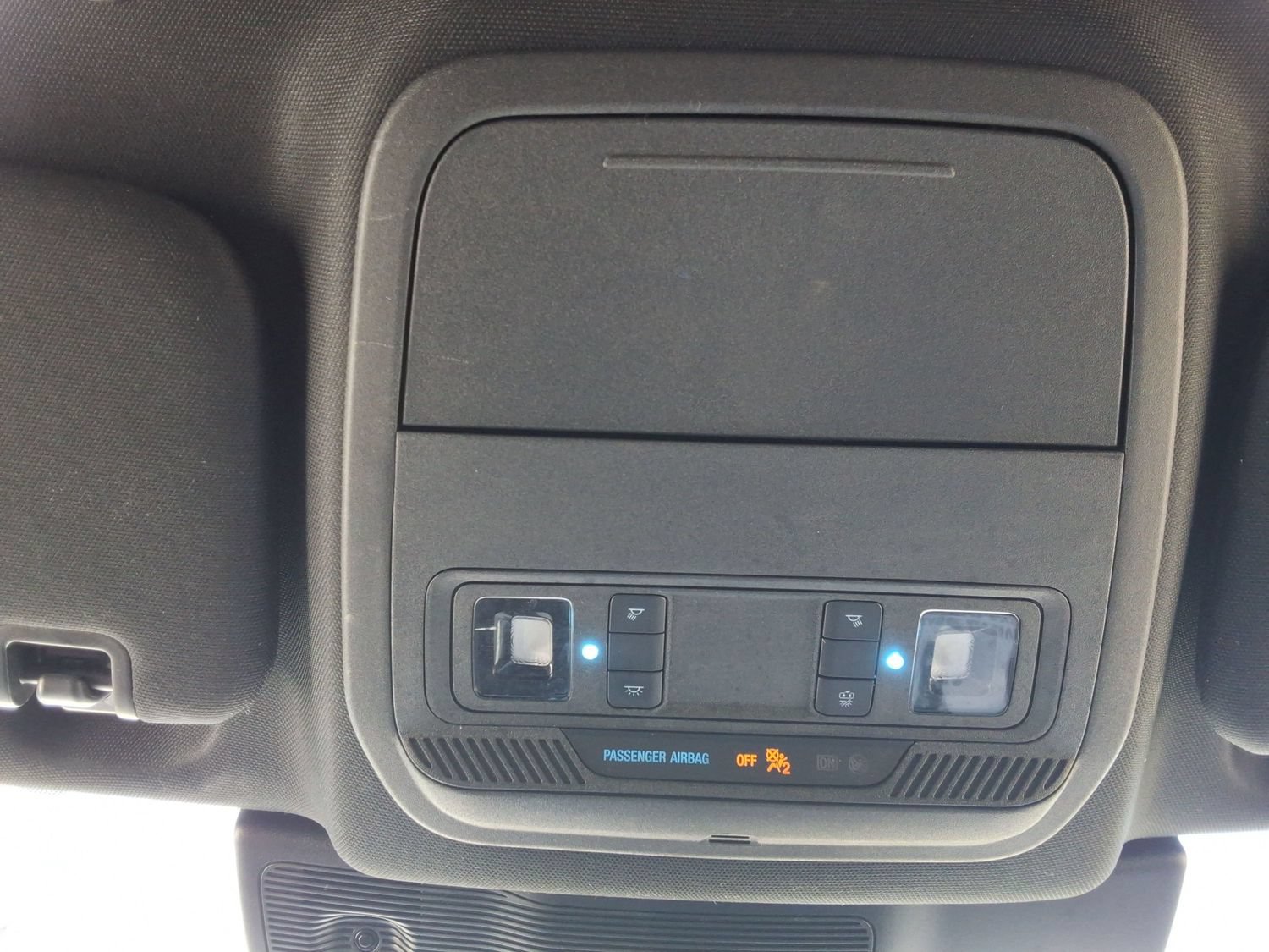 Used 2020 Ford Explorer XLT AWD/4WD image 19