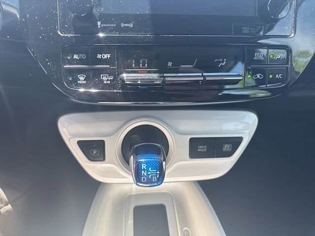 Used 2016 Toyota Prius Three Touring w/ Protection Package FWD image 12