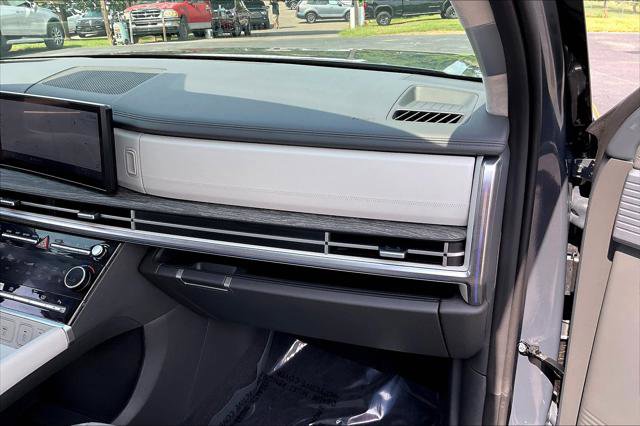 Used 2025 Hyundai Santa Fe Calligraphy image 25