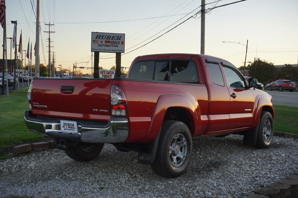 Used 2013 Toyota Tacoma 4x4 Access Cab V6 w/ SR5 Pkg image 7